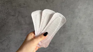 Плесень в пачке: Роскачество перечислило худшие бренды прокладок