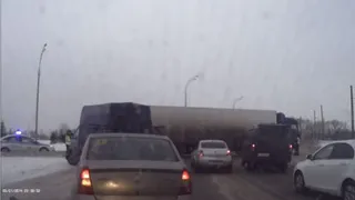 Прокуратура не нашла нарушений в организации "живого щита"