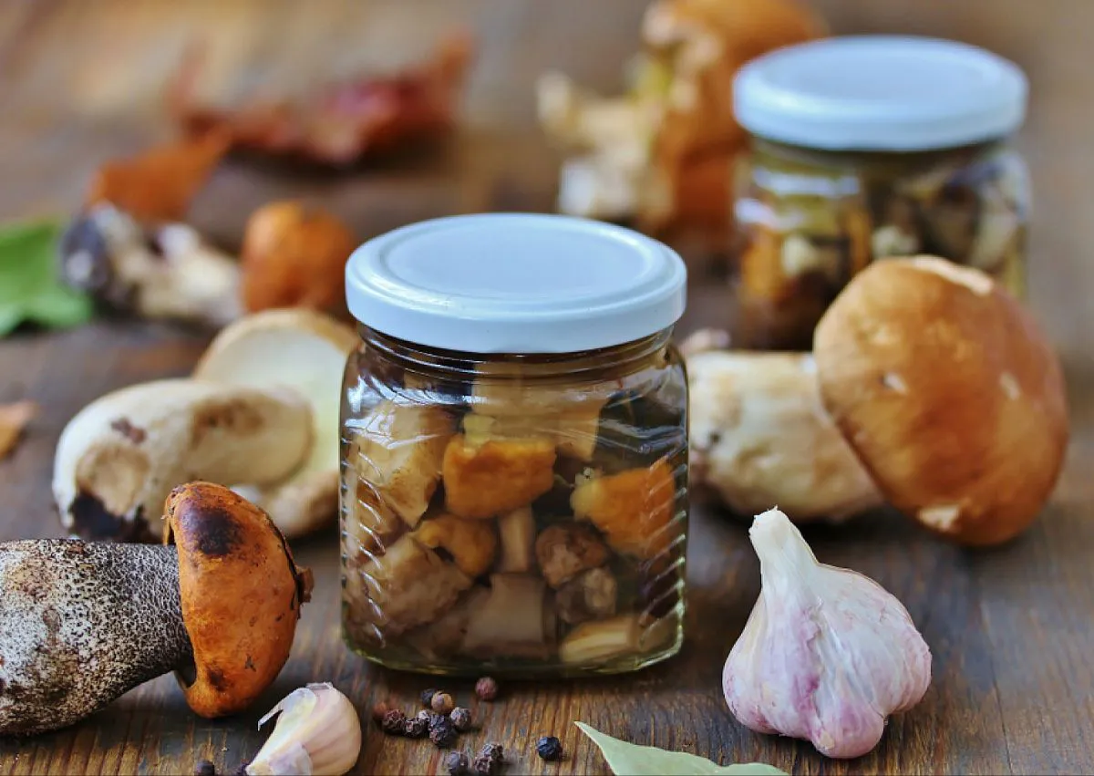 Вкусный маринад для любых грибов