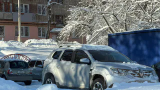 Олег Денисов оценил, как продвигается уборка снега на ул. Карпинского и пр-те Победы