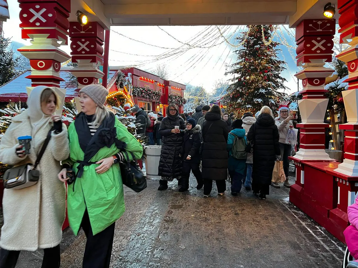 Новогодние каникулы 2025-2026 поменяли из-за ситуации в стране: как теперь будем отдыхать – обновлённый график
