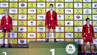 Молодые самбисты привезли с первенства мира золотые медали