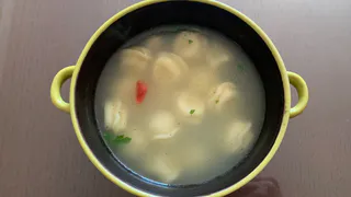 Добавляю при варке 3 копеечных ингредиента: пельмени будут вкуснее в 3 раза - их так в ресторанах варят