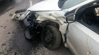 Появились фотографии серьезного ДТП на улице Халтурина