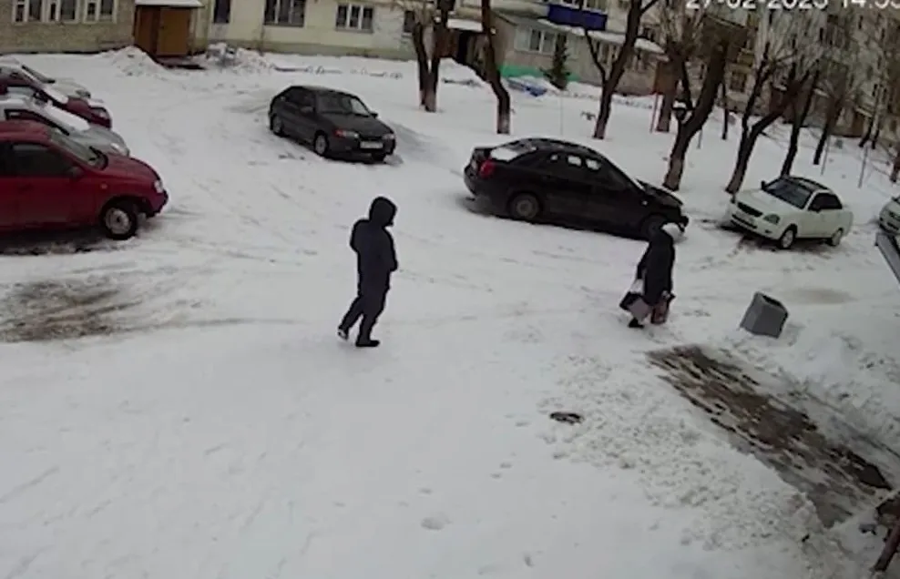 Как в 90-е: в Нижнекамске по горячим следам задержали грабителя