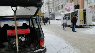 Продавец мясной автолавки на Новаторов – Много шума из-за несговорчивости жильцов