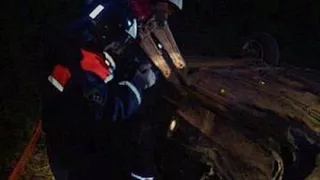 Водитель "десятки" влетел в столб