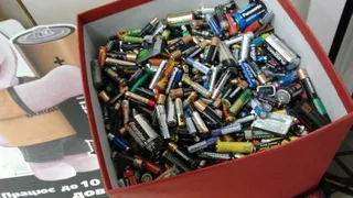 В Нижнекамске в библиотеке собирают использованные батарейки