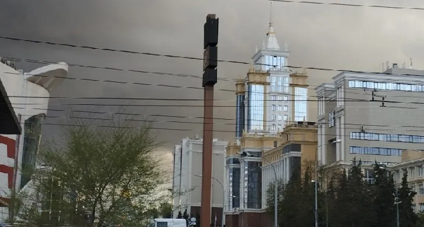 Дожди с грозами, град с 12 июля: ветер до 20 м\с сшибет с ног, реки выйдут из берегов — прогноз от Гидрометцентра