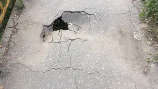 Рязанцы бьют тревогу из-за состояния пешеходного моста на проезде Яблочкова