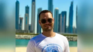 От виллы на Самуи до депортации: за что тайская полиция задержала «завидного жениха» из Татарстана