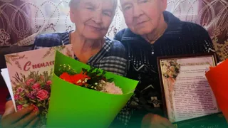 С бриллиантовой свадьбой поздравили супружескую пару в Коми