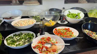 Настоящая правда про то, чем нас кормят в Абхазии. Семейная пара абхазов честно рассказала про продукты