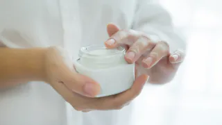 Эти методы творят чудеса с кожей лица у женщин старше 45 лет - образ как в 18