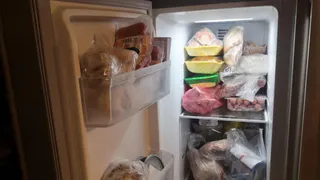 Перед заморозкой большой кусок мяса можно сварить