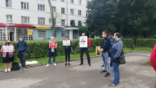 Дождь не стал помехой: в Рязани активисты вышли на пикет за чистый воздух