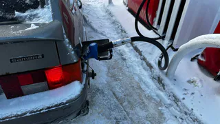 Пересядут на маршрутки: с 1 апреля подорожает бензин - у россиян волосы дыбом от таких цен