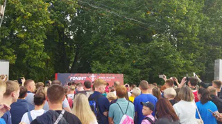 «Она с каждым годом будет дорожать»: казанец продает купюру с автографами Месси и Неймара за 7 млн