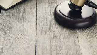 В Киржачском районе осудят сиделку, похитившую у пенсионерки деньги и ценности