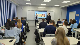 Представители Усинского ОМВД провели для старшеклассников профориентационную встречу