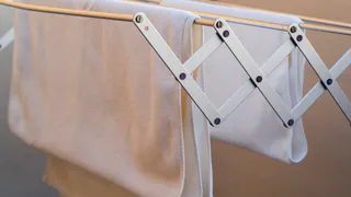 1 ложка в стиральную машину — и "деревянные" полотенца сразу станут нежнее лепестков розы и сияющими как солнце