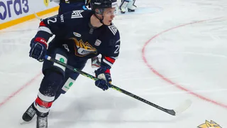 Игрок «Металлурга» Данила Юров перенес операцию на ногу после травмы
