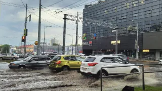 "Россиян ждет аномальное лето": синоптики поделились прогнозом на три месяца