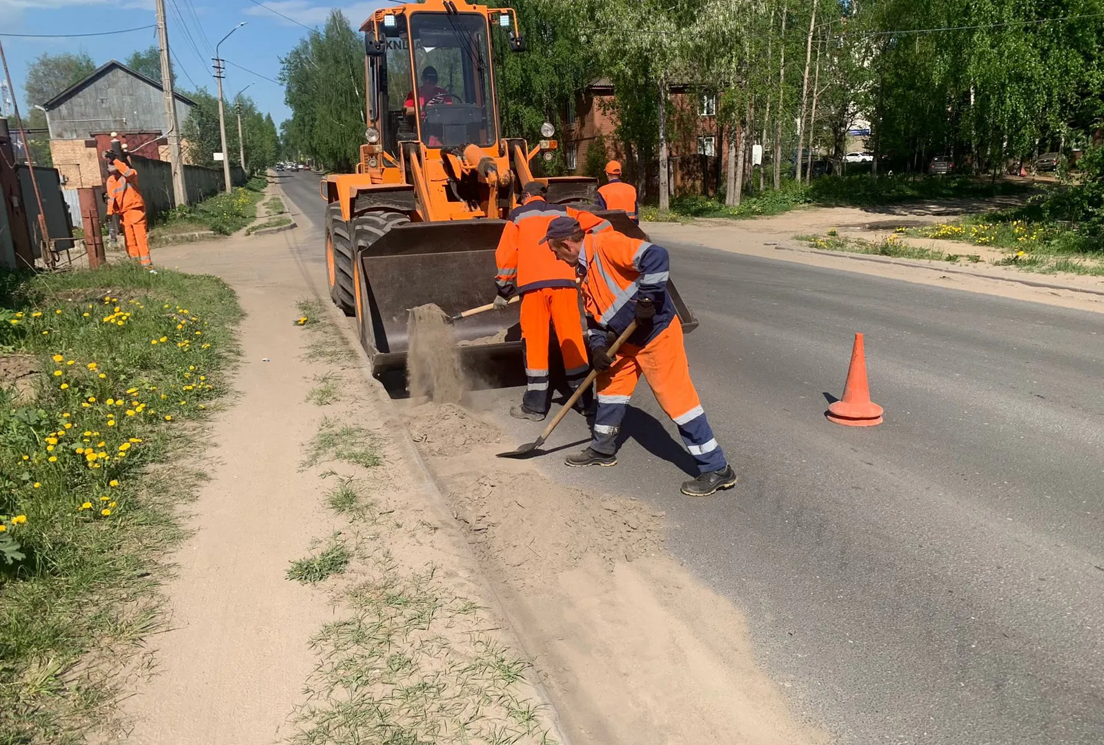 Сыктывкар избавляется от зимних загрязнений
