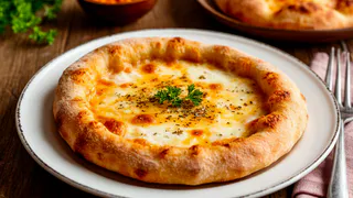 Оладьи больше не готовлю: теперь только этот способ - кефир, сыр и 1 яйцо: завтрак мечты за считанные минуты без замеса