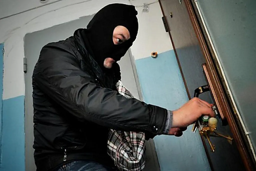 В Казани зять обчистил квартиру тещи, ущерб – 270 тыс. рублей