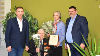 Глава города поздравил участника ВОВ с 99-летием