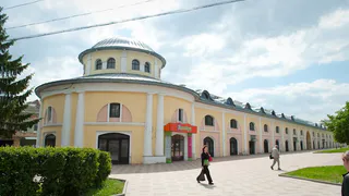 Здание Торговых рядов выставят на торги