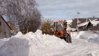 Владимирские коммунальщики за сутки вывезли с улиц города 6,7 тысяч кубометров снега