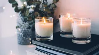 Удаляем воск с подсвечников без проблем