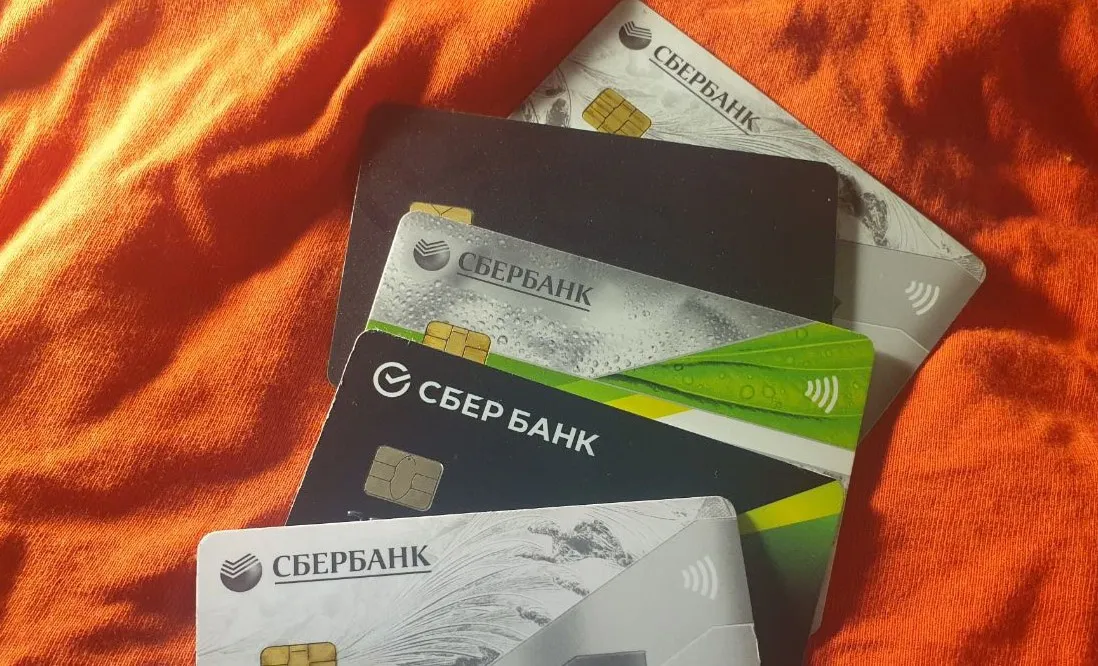 С 1 апреля спишут сумму с 4 нулями с карты Сбера, если не поставить эту галочку в приложении: неприятный сюрприз