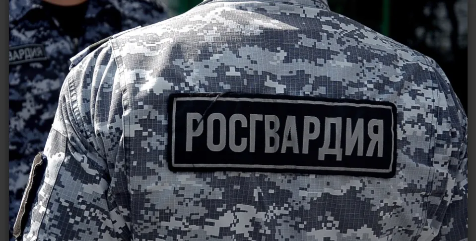 Полуголый пензенец устроил дебош в магазине
