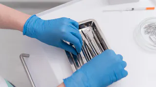 Владимирский паталогоанатом получал взятки за подготовку к погребению вне очереди