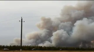 Борьба с огнем продолжается: интенсивность взрывов на военном складе под Скопином снизилась