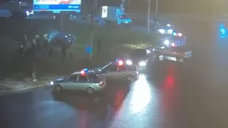 Появилось видео момента ДТП около ТЦ "Глобус"