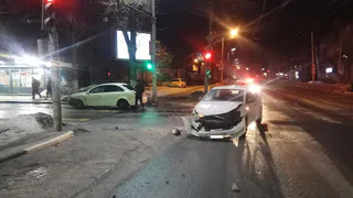 Пострадали два пассажира: ночью в Рязани столкнулись две иномарки