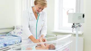 В перинатальном центре Рязани родился мальчик весом 5,8 кг и ростом 58 см