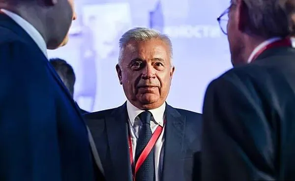 Российские олигархи стремительно богатеют на войне
