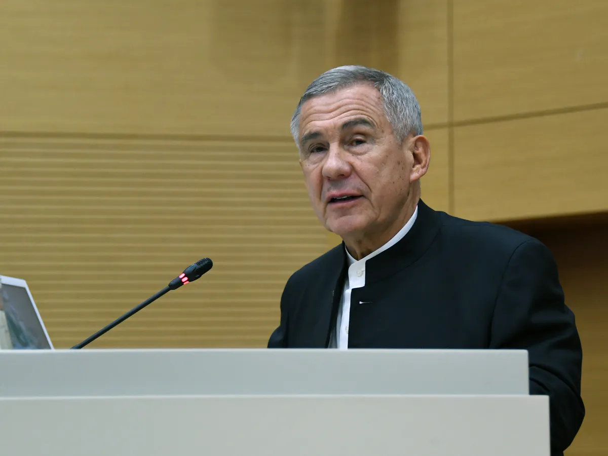 Контроль за воздушным пространством в Татарстане усиливают — Минниханов поставил задачу