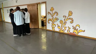 Восемь школ Чувашии получат специальный грант