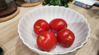 Не сорт, а мечта дачников: раннеспелый томат, стойкий к фитофторе — вырастет даже в Африке