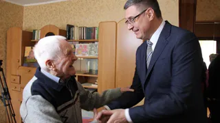 Ветеран Сталинграда и художник из Владимирской области отметил 99-летие
