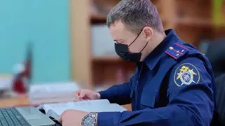 Житель Почепского района пытался задушить беременную сожительницу