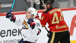 «Металлург» разгромил хоккейный клуб «Авангард»