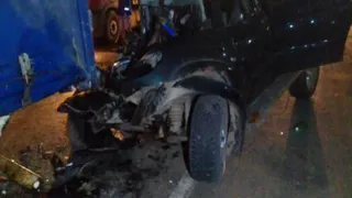 Водитель УАЗа погиб после столкновения с фурой