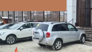 22-летнюю девушку сбили на парковке в Брянске